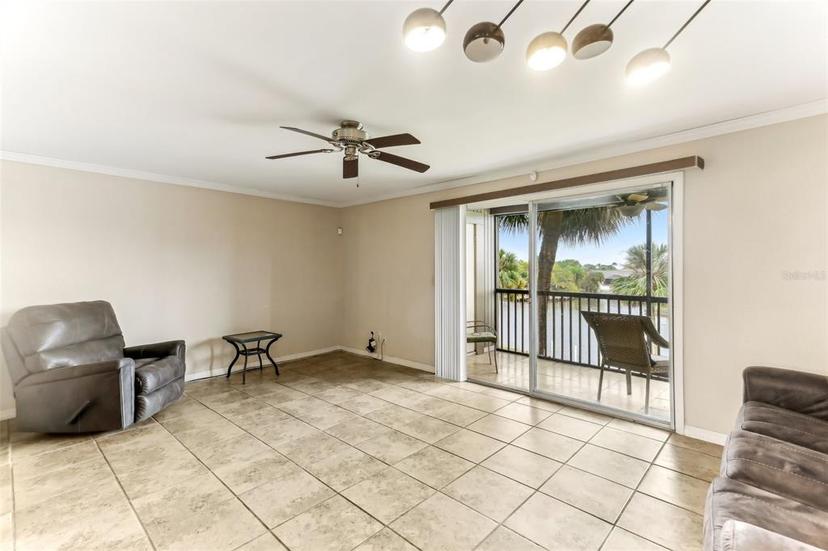 Picture of 6315 Newtown Circle Unit 15B3, Tampa FL 33615