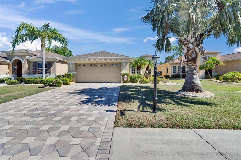Picture of 830 Regal Manor Way Unit 1, Sun City Center FL 33573