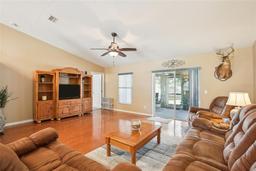 Picture of 3909 Cr 532A, Bushnell, FL 33513