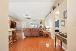 Picture of 3909 Cr 532A, Bushnell, FL 33513