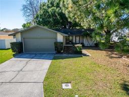 Picture of 3823 Woodburn Loop E, Lakeland, FL 33813