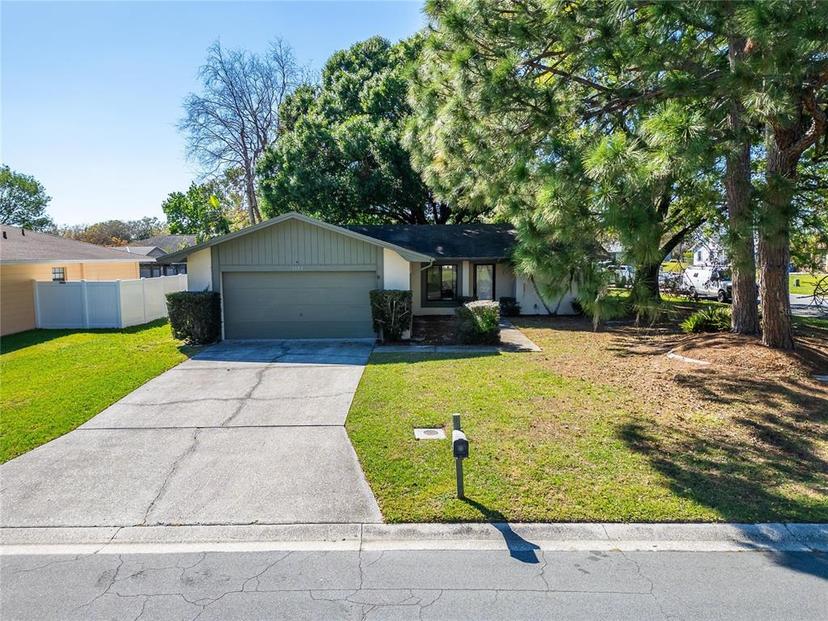 Picture of 3823 Woodburn Loop E, Lakeland FL 33813