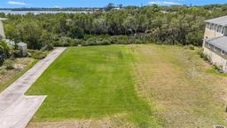 Picture of 734 Weedon Drive Ne, St Petersburg, FL 33702