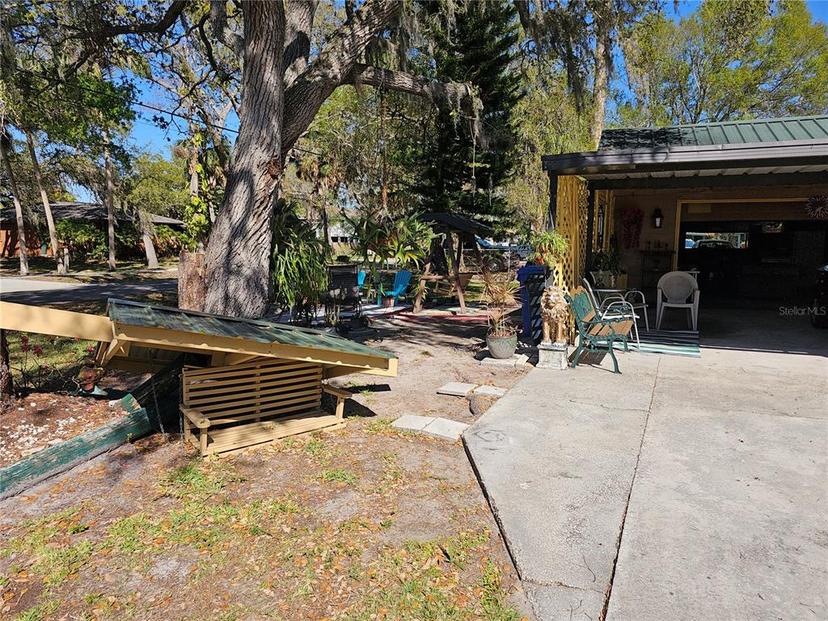 Picture of 402 8Th Street Sw, Ruskin FL 33570