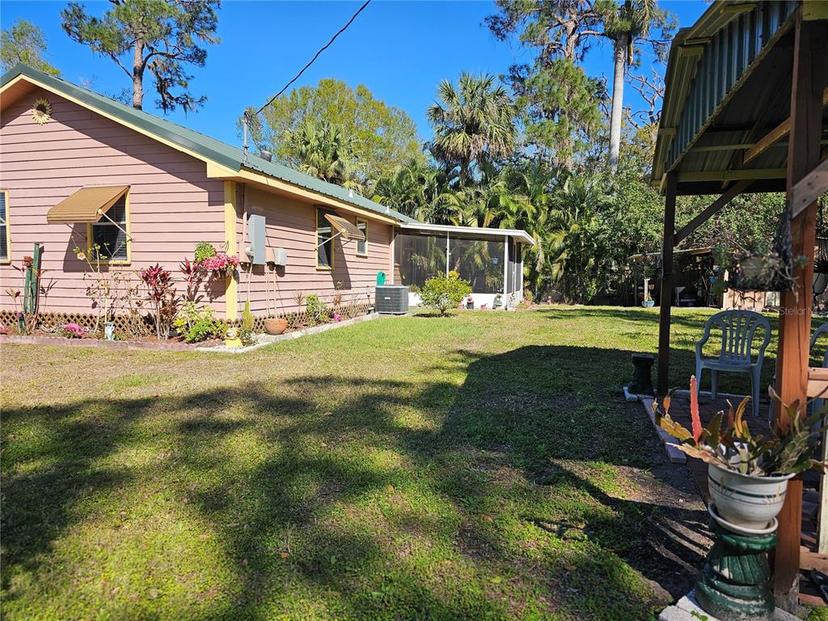 Picture of 402 8Th Street Sw, Ruskin FL 33570