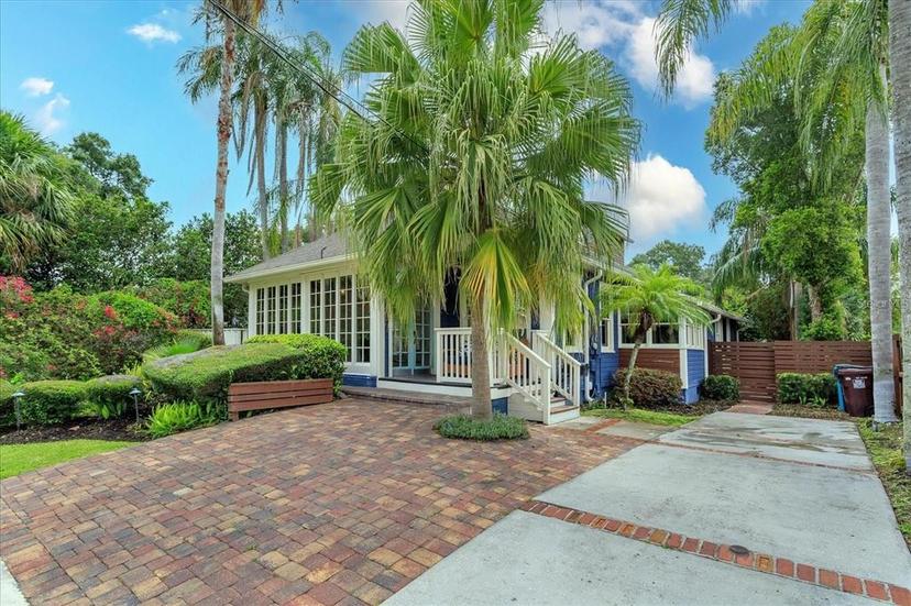 Picture of 719 S Summerlin Avenue, Orlando FL 32801