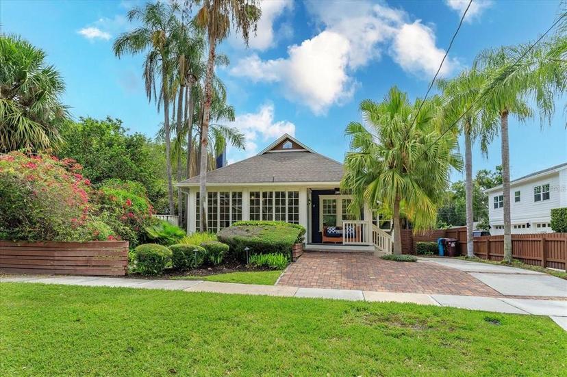 Picture of 719 S Summerlin Avenue, Orlando FL 32801
