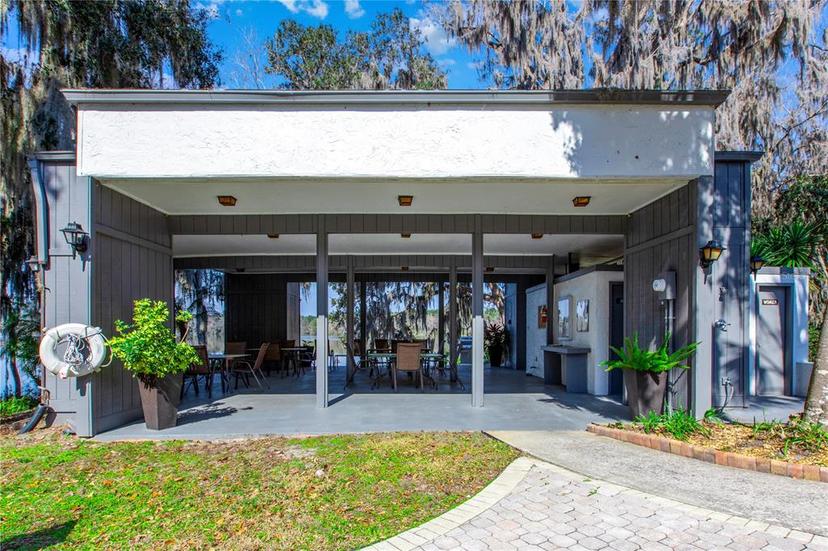 Picture of 2810 SW 14Th Drive Unit 309, Gainesville FL 32608