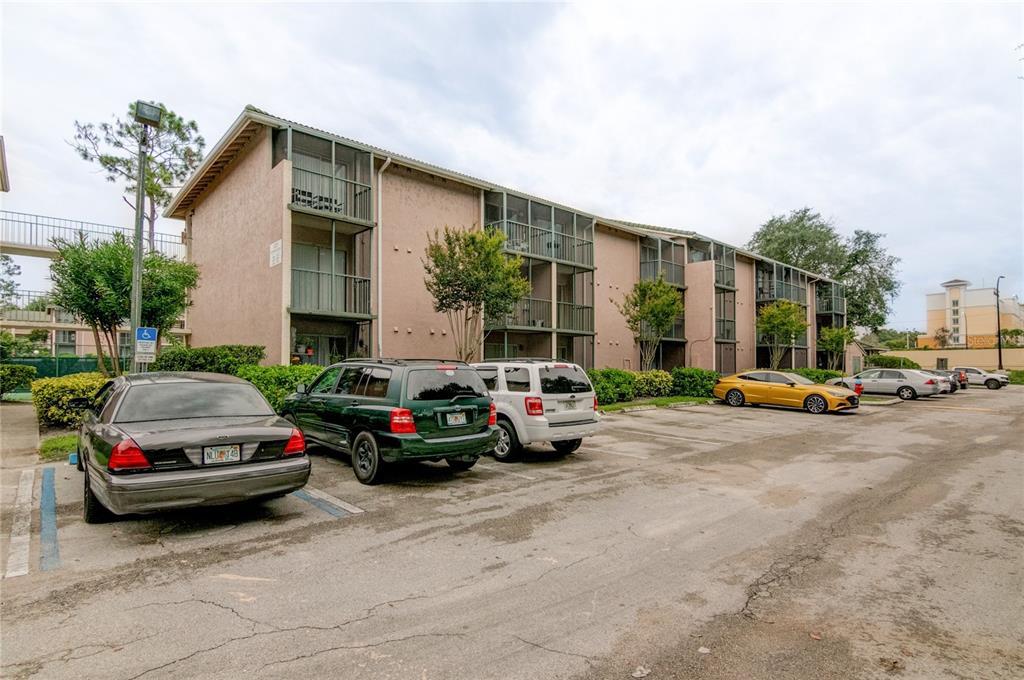 Picture of 120 Blue Point Way Unit 360, Altamonte Springs, FL 32701