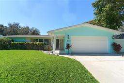 Picture of 1922 Oro Court, Clearwater, FL 33764