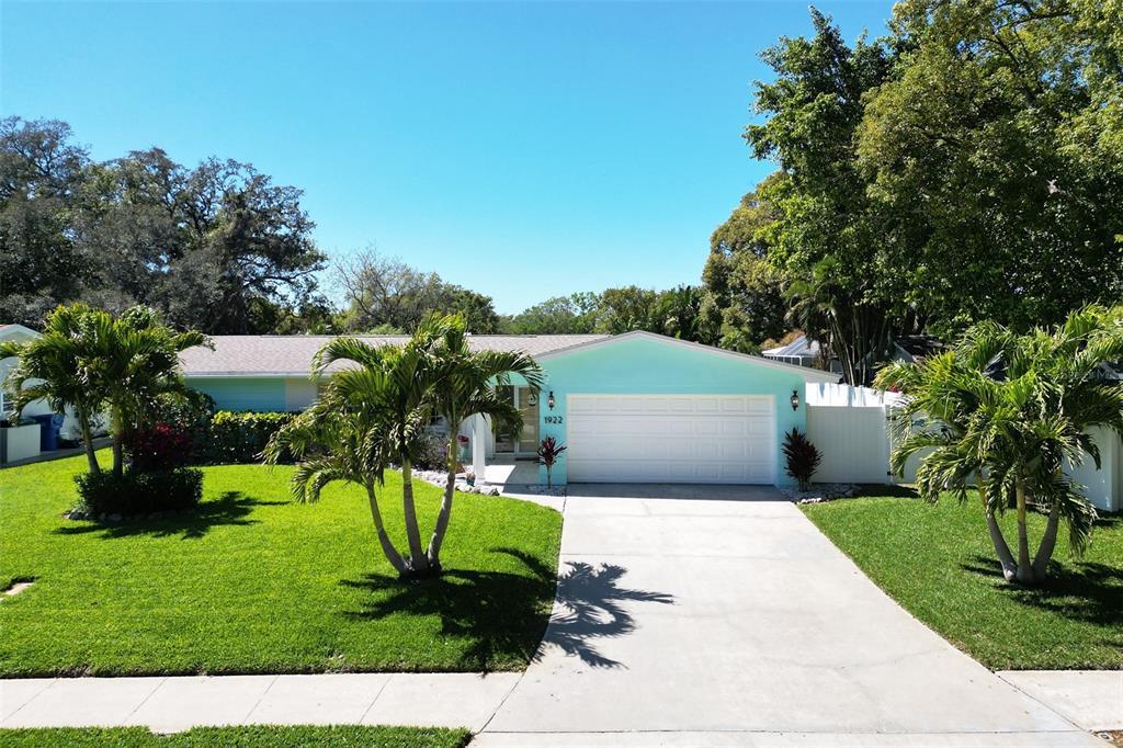 Picture of 1922 Oro Court, Clearwater, FL 33764