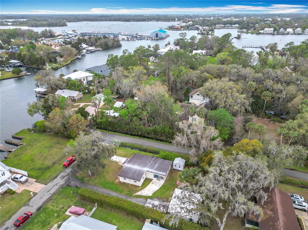 Picture of 5 NE 2Nd Street, Crystal River, FL 34429