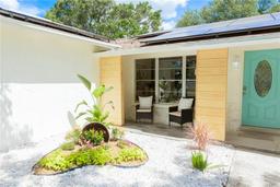 Picture of 7957 Cottonwoode Drive, Largo, FL 33773