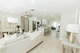 Picture of 7957 Cottonwoode Drive, Largo, FL 33773