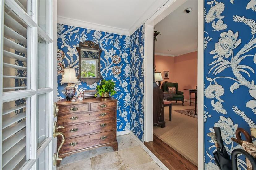 Picture of 3308 W San Nicholas Street, Tampa FL 33629