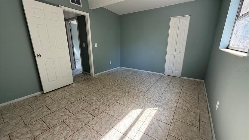 Picture of 8728 N Mandarine Place, Tampa FL 33617