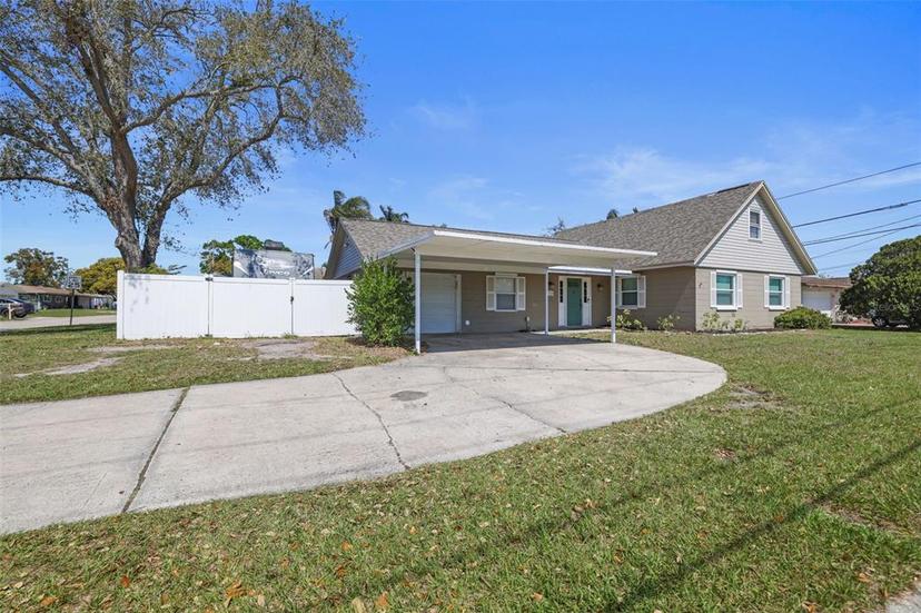 Picture of 1924 Nursery Road, Clearwater FL 33764