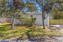 Picture of 750 E Harbor Drive S, St Petersburg, FL 33705