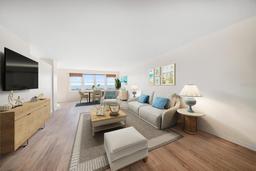 Picture of 5200 Brittany Drive S Unit 1503, St Petersburg, FL 33715