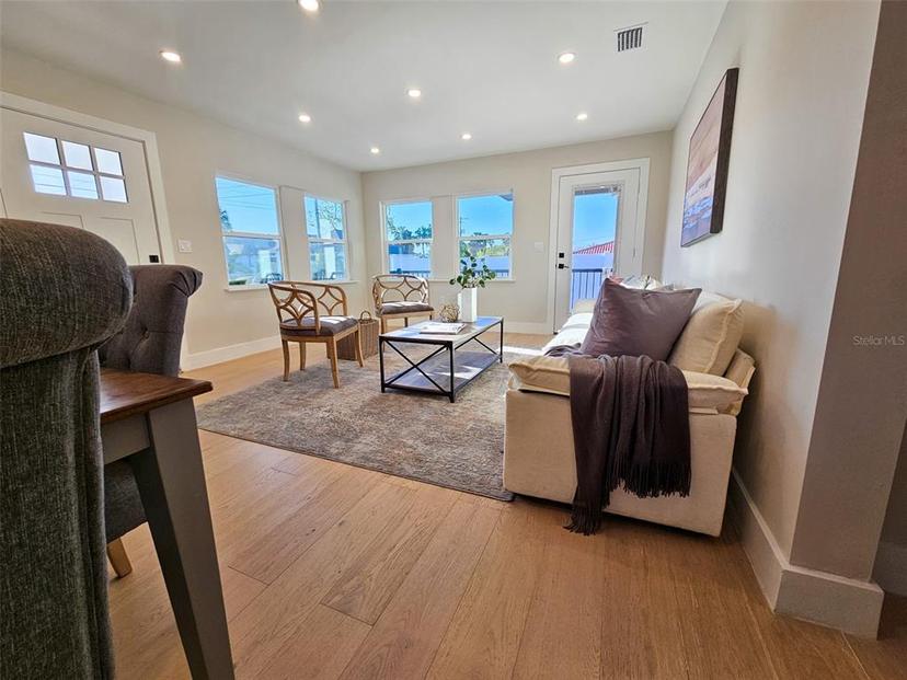 Picture of 1102 N Albany Avenue, Tampa FL 33607
