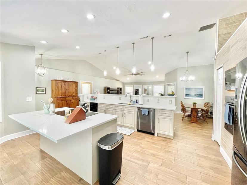Picture of 4144 NW 59Th Avenue, Gainesville FL 32653