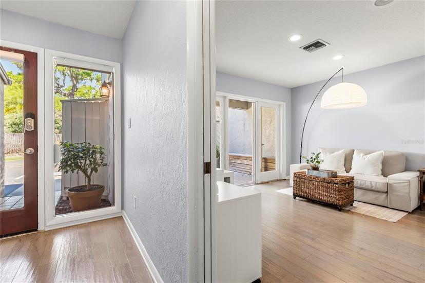 Picture of 378 Lakeview Street, Orlando FL 32804