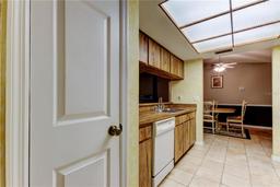 Picture of 3216 Acapulco Drive, Riverview, FL 33578