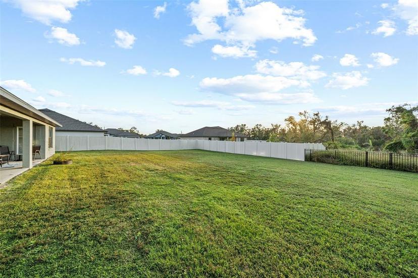 Picture of 13061 Summerfield Way, Dade City FL 33525