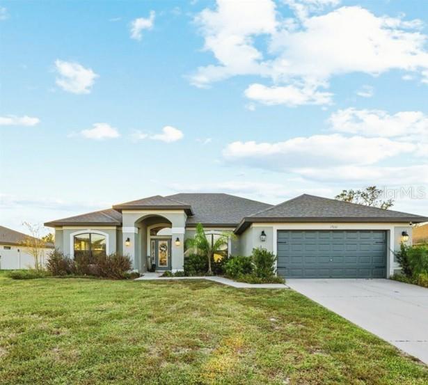 Picture of 13061 Summerfield Way, Dade City, FL 33525