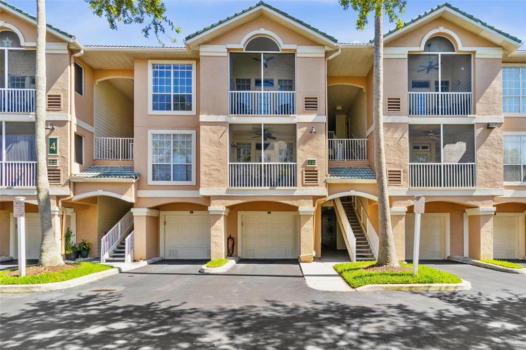 Picture of 4204 Bay Club Circle, Tampa, FL 33607