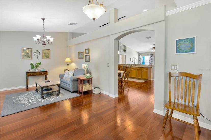 Picture of 703 June Lake Lane, Brandon FL 33510