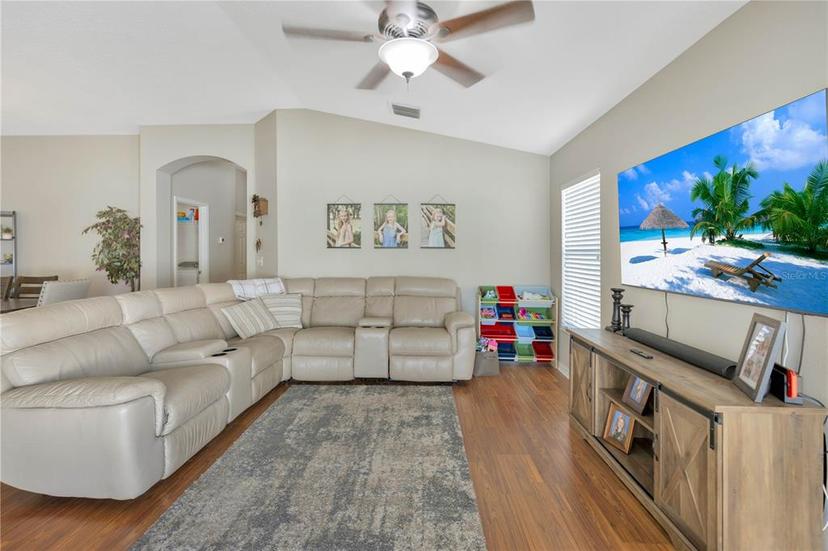 Picture of 3412 Trapnell Ridge Drive, Plant City FL 33567