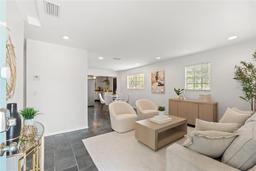 Picture of 5603 N Seminole Avenue, Tampa, FL 33604