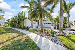 Picture of 3006 Christophers Watch Lane, Ruskin, FL 33570