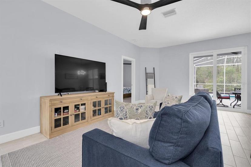 Picture of 19123 Cherry Rose Circle, Lutz FL 33558