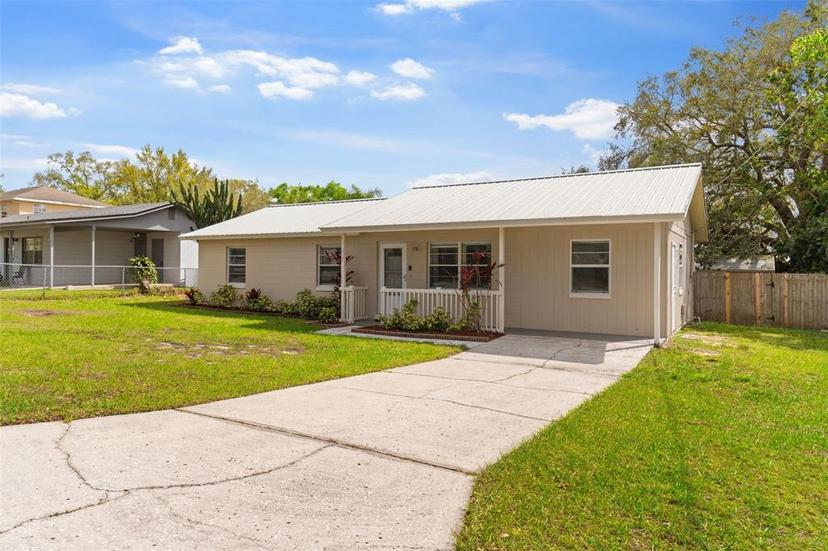 Picture of 227 Dorothy Street, Auburndale FL 33823
