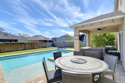 Picture of 5916 Tulip Flower Drive, Riverview, FL 33578