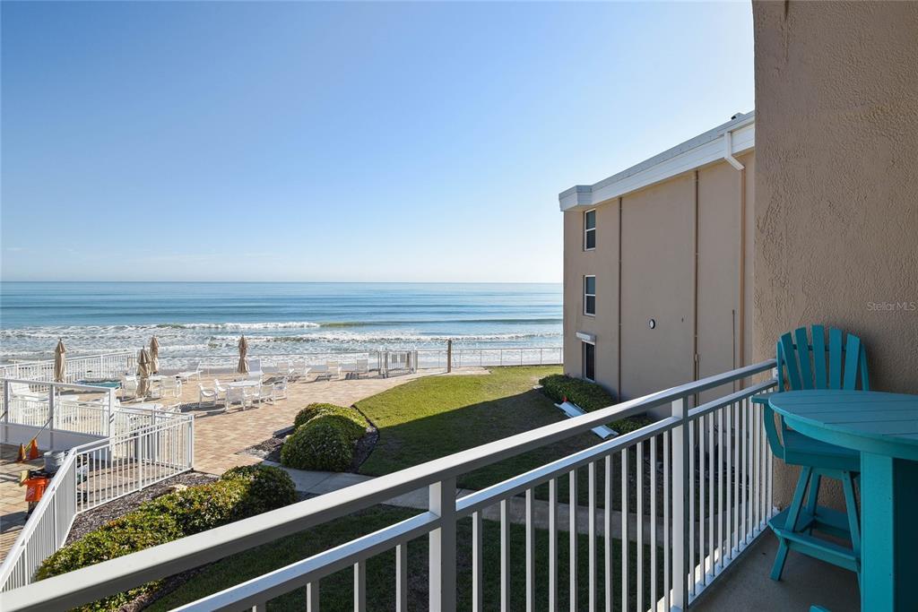 Picture of 4821 Saxon Drive Unit B-213, New Smyrna Beach, FL 32169