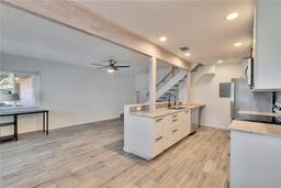 Picture of 1832 Bough Avenue Unit 3, Clearwater, FL 33760