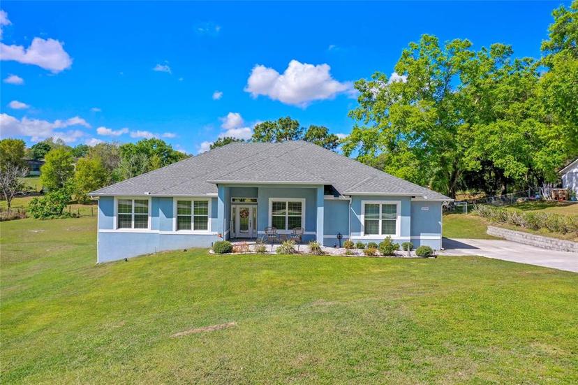 Picture of 10544 Parkway Drive, Clermont FL 34711