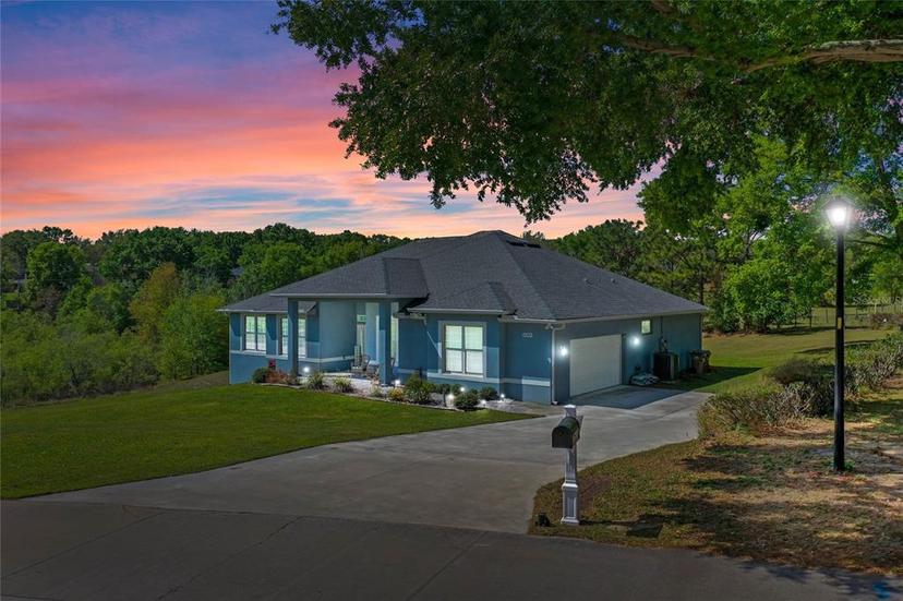 Picture of 10544 Parkway Drive, Clermont FL 34711