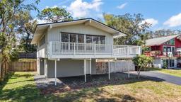 Picture of 603 N Lakeshore Boulevard, Howey In The Hills, FL 34737