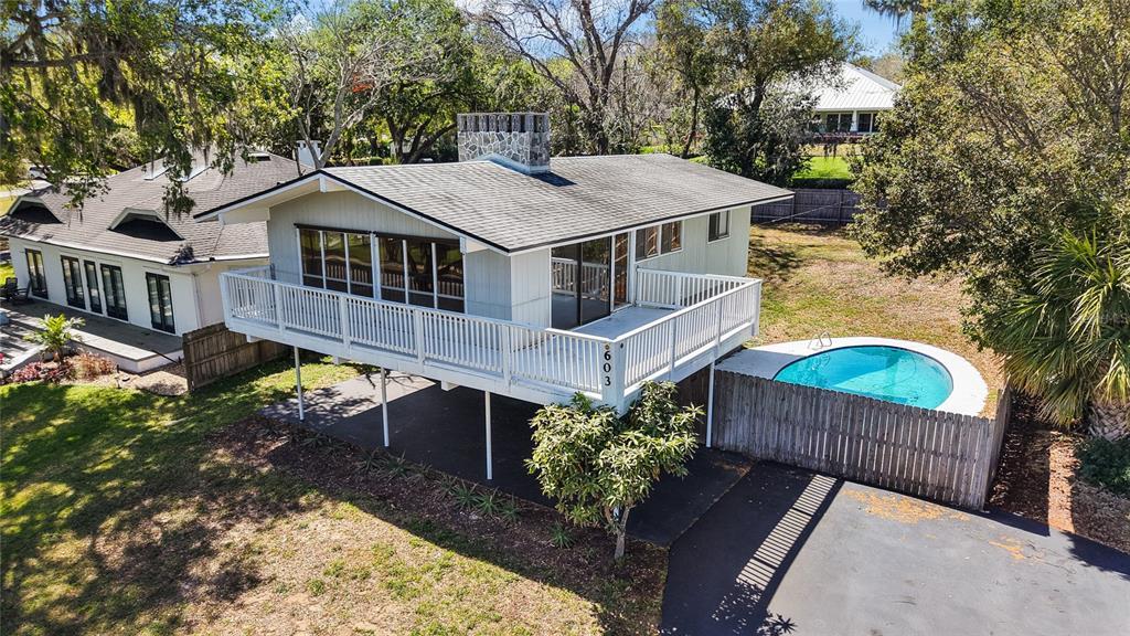 Picture of 603 N Lakeshore Boulevard, Howey In The Hills, FL 34737