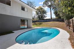 Picture of 603 N Lakeshore Boulevard, Howey In The Hills, FL 34737
