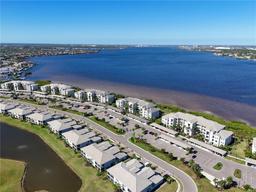 Picture of 1020 Tidewater Shores Loop Unit 107, Bradenton, FL 34208