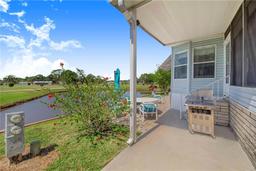 Picture of 527 Village Boulevard, Frostproof, FL 33843