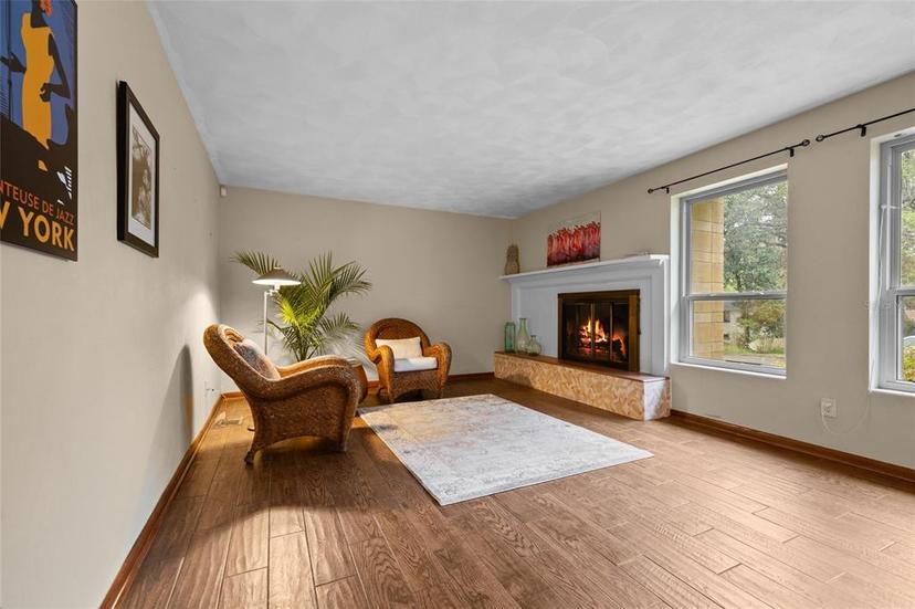 Picture of 4020 NW 9Th Court, Gainesville FL 32605