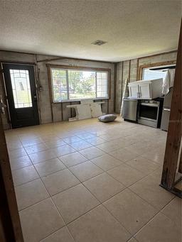 Picture of 1811 New Hampshire Avenue Ne, St Petersburg, FL 33703