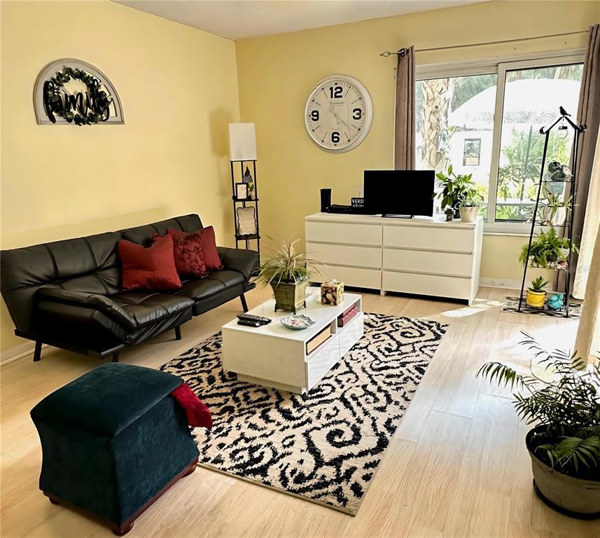 Picture of 2205 Belleair Road Unit A7, Clearwater, FL 33764