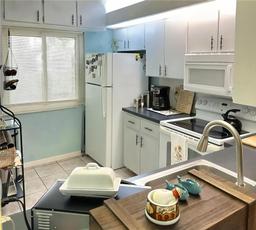 Picture of 2205 Belleair Road Unit A7, Clearwater, FL 33764